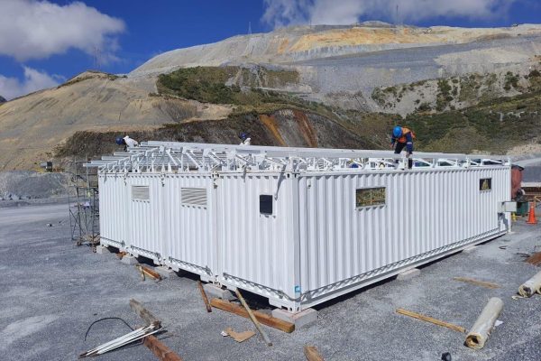 b01a744b-7b50-40e3-9f20-1376e8df9db6